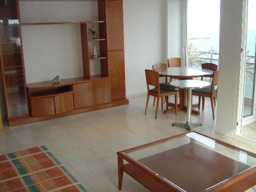 Apartaments Tropic Lloret de Mar Quarto foto