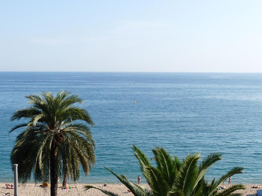 Apartaments Tropic Lloret de Mar Quarto foto